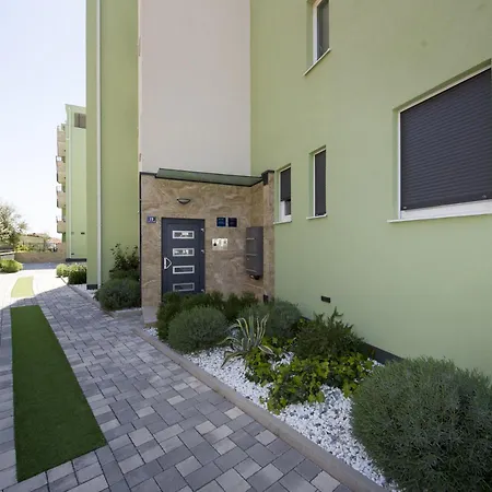 With Wifi Stobrec, - 19767 Lejlighed *